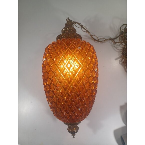 VTG MCM 1960s XL Amber Glass & Brass Pineapple Diamond Quilted Hanging Swag Lamp - Picture 7 of 11